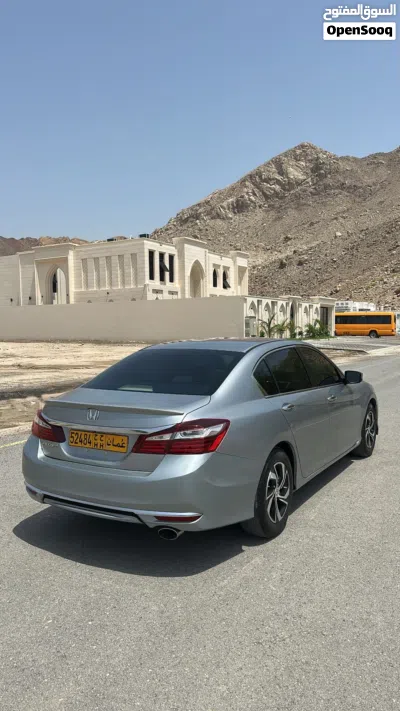 Honda Accord EX 2
