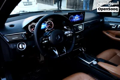 Mercedes Benz E-Class E 200 4
