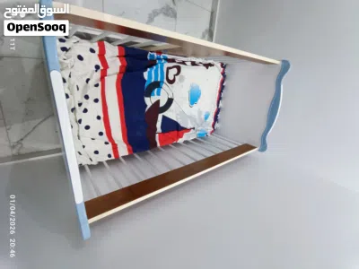 سرير اطفال بالفراش 2