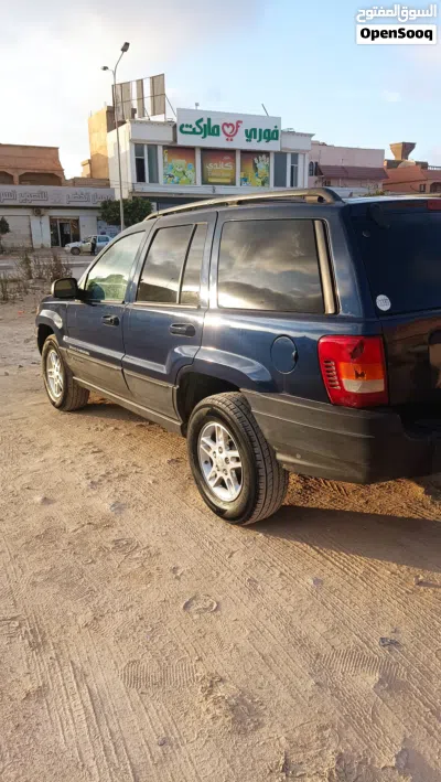 جيب جراند شيروكى Laredo 2