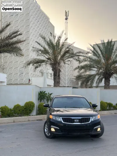 Kia Lotze 4