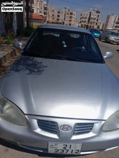 Hyundai Avante Standard 3
