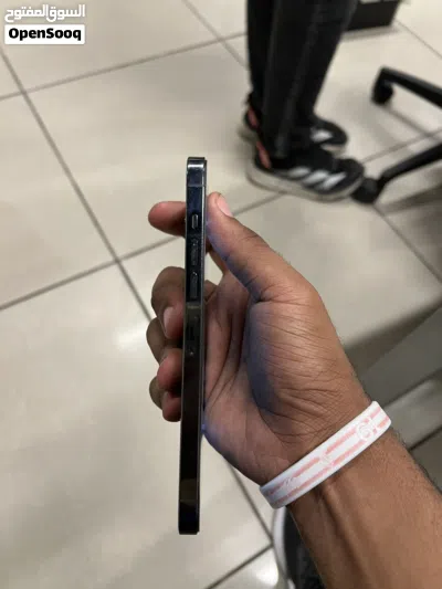 ايفون 13 برو ماكس 4