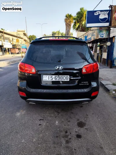 Hyundai Santa Fe Limited 4
