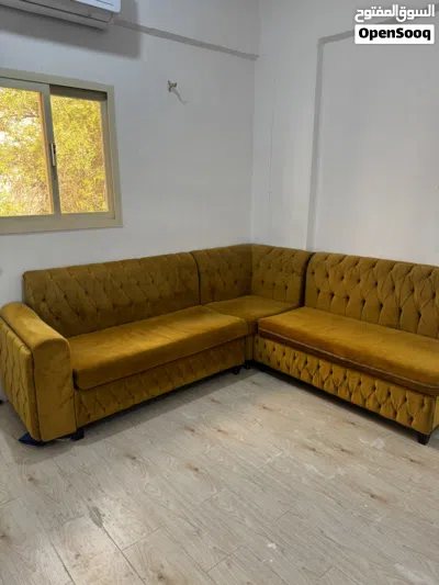 Sofa yellow good condition 2