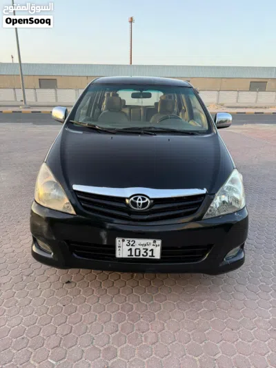 Toyota Innova 2.0G AT 3