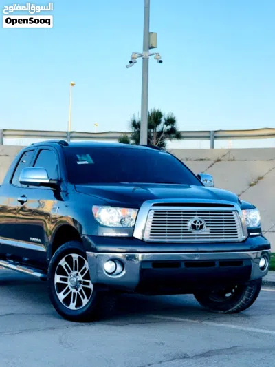 Toyota Tundra SR5 3