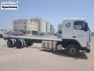 Used 1995 Volvo Truck Chassis for Sale - Reliable Commercial Vehicle 3