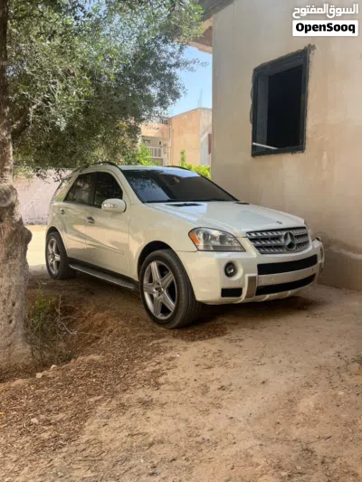 مرسيدس بنز الفئة-M ML 550 4