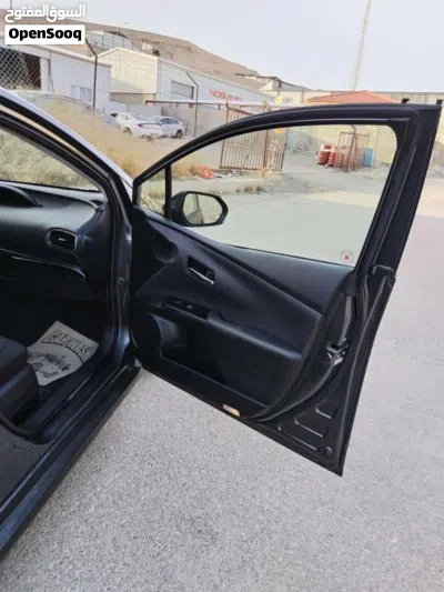 Toyota Prius Prime 4