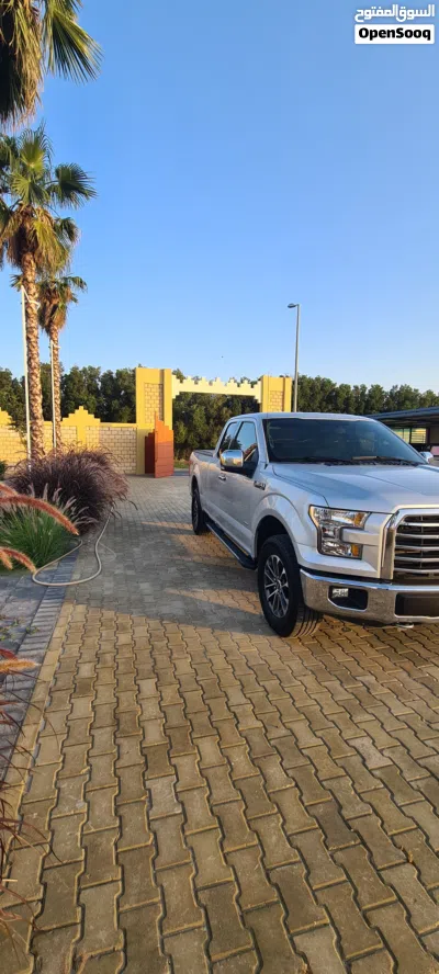Ford F-150 XLT 2