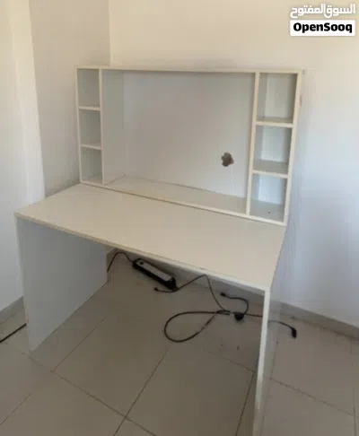 طاولة مكتب و جامينج 2