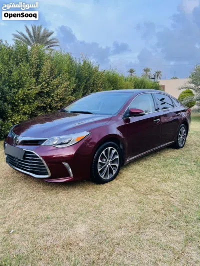 Toyota Avalon XLE 3