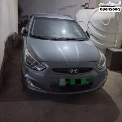 Hyundai Accent Standard 2