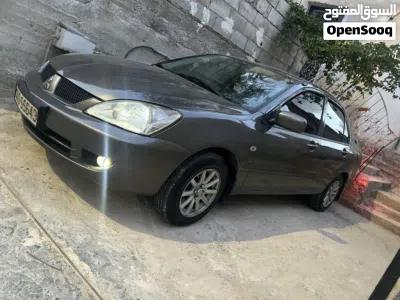 Mitsubishi Lancer GLX 4
