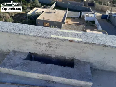تركيب رخام الاختصاص حالياً مركز على الرخام فقط . 2