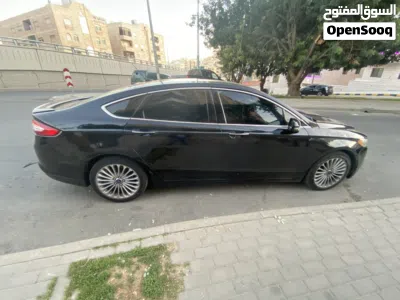 Ford Fusion Titanium 2