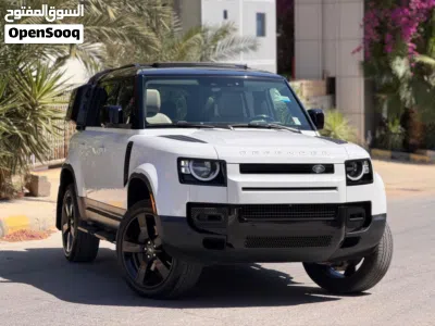 Land Rover Defender 110 X-Dynamic 2