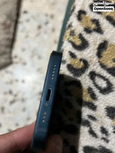 ايفون 13 عادي 128 جيجا 4