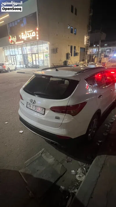 Hyundai Santa Fe Limited 4
