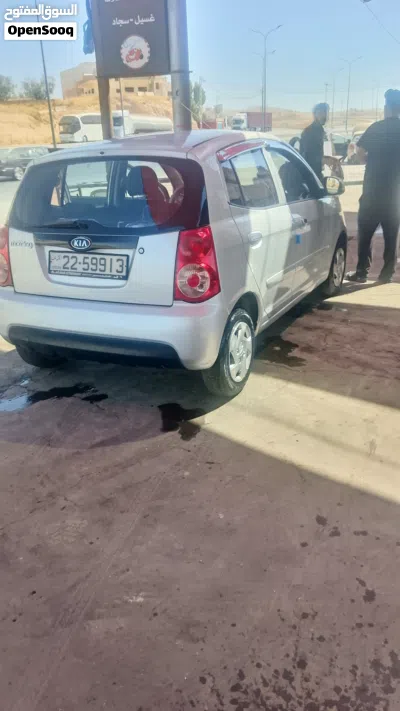 Kia Picanto EX 2