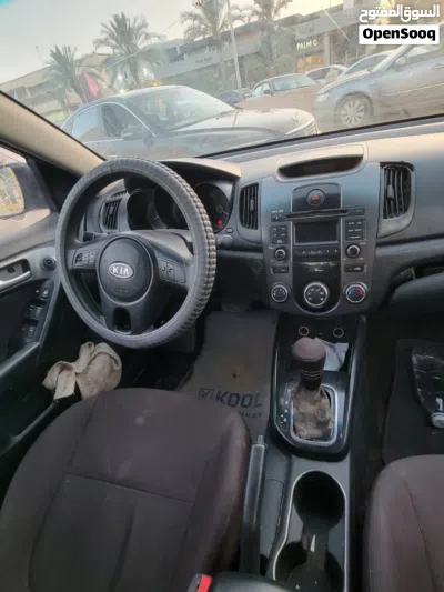 Kia Cerato EX 4