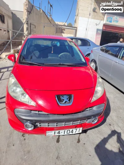 Peugeot 207 Base 2