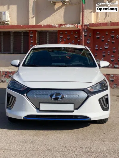Hyundai Ioniq Standard 2