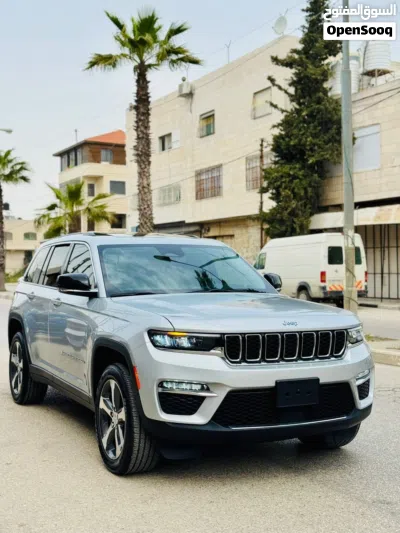 جيب جراند شيروكى Cherokee 4xe 2
