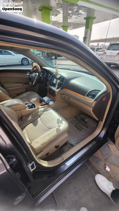 Chrysler 300 300S V6 2