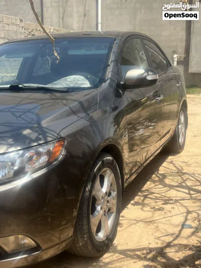 Kia Cerato EX 4