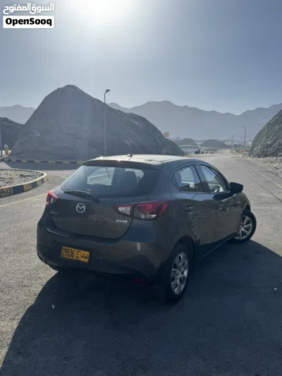 Mazda 2 Standard 3