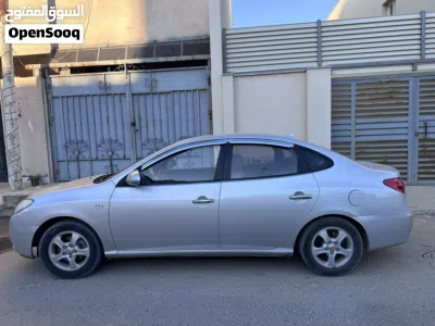 Hyundai Avante Limited 3