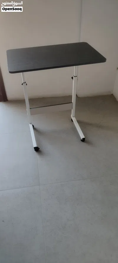 طاوله للاستخدام 2
