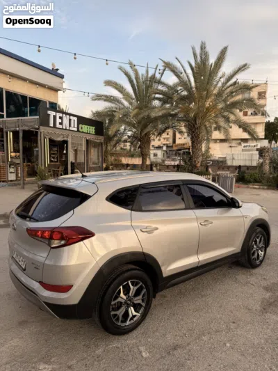 هيونداي توسان Standard 2