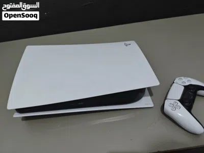 بلاي ستيشن 5 نسخة CD للبيع جهاز قمة في نظافة 2
