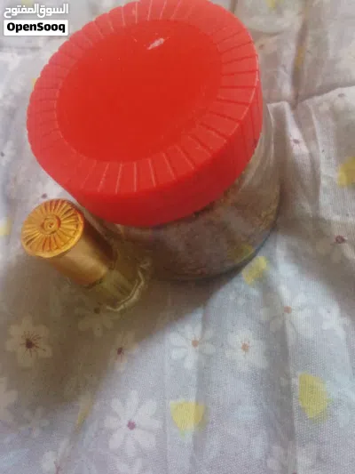 عود مع بخور الرائحه حلوه وجميله وجذابه بسعر ثلاثه ريالات ونص تلحق ما تلحق اخر 3