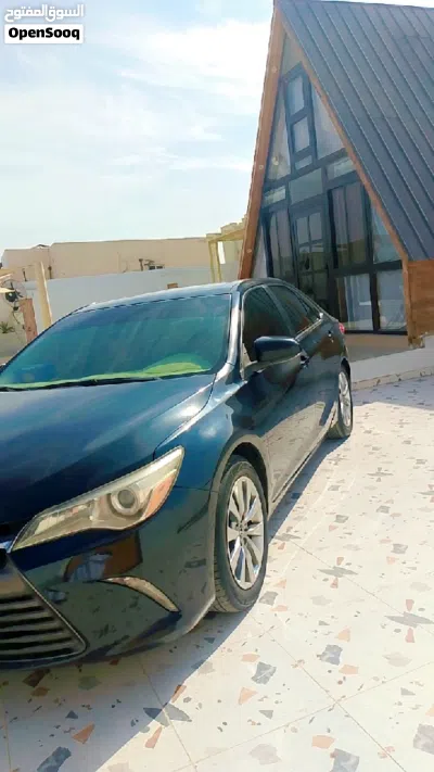 Toyota Camry XLE 2