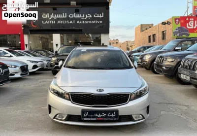 كيا K3 Standard 2