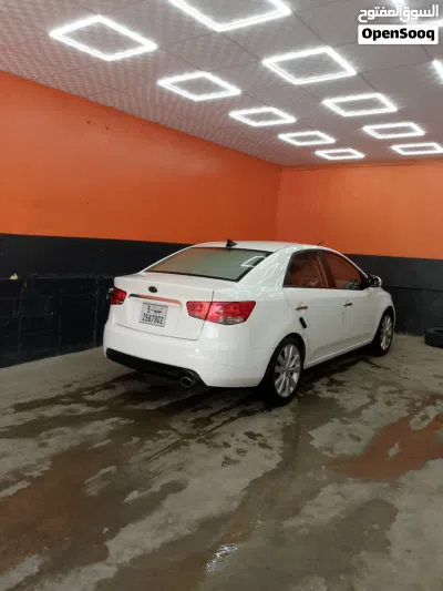 Kia Cerato EX 2