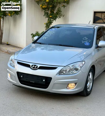 Hyundai i30 Standard 2