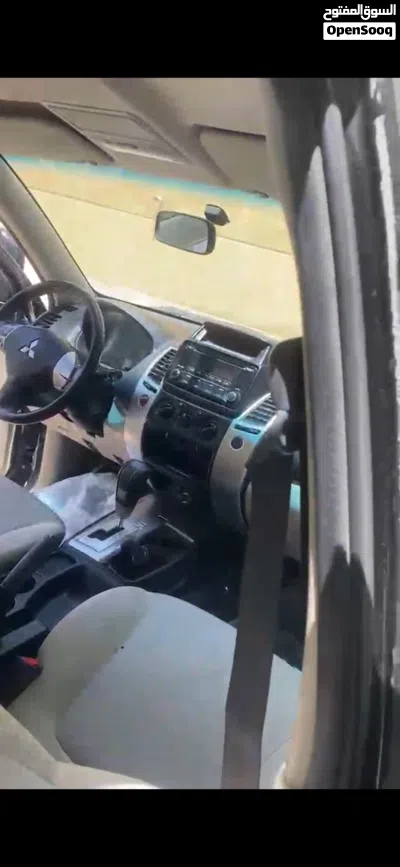 ميتسوبيشي باجيرو سبورت Standard 4