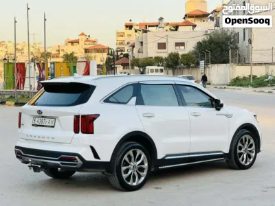 كيا سورينتو Standard 2