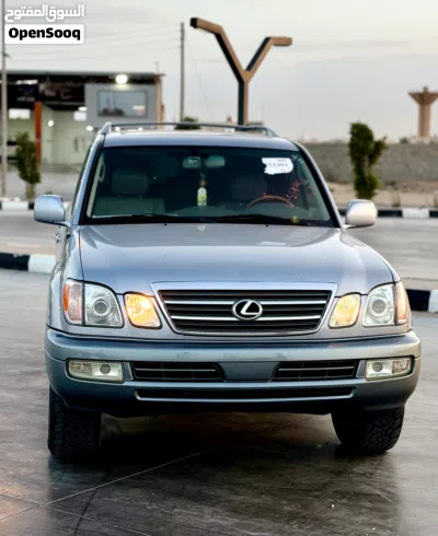 Lexus LX LX 470 3
