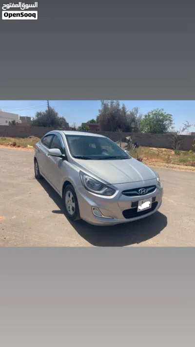 Hyundai Accent GLS 3
