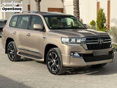 Toyota Land Cruiser VXR 4