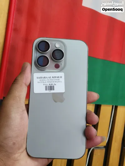 Iphone 16 pro 256Gb g Gray titanium Colour Good condition Used phone 3