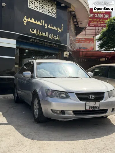 Hyundai Sonata Limited 4