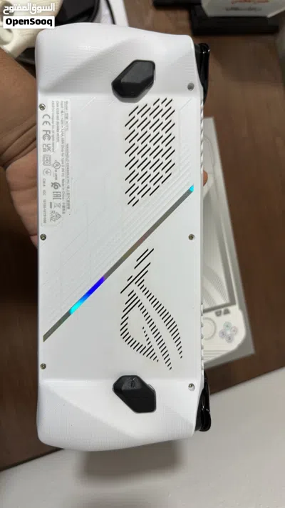 ROG ALLY RC71L. 4