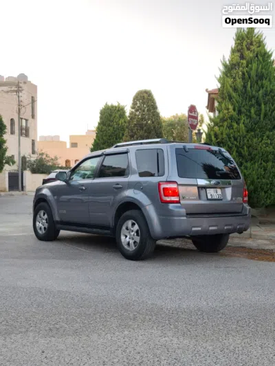 Ford Escape Limited 3